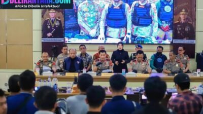 BREAKING: Polda Sultra Gerebek Kampung Narkoba di Kampung Salo Kendari – 11 Orang Diamankan, 13 Bong dan Catatan Transaksi Sabu Disita!